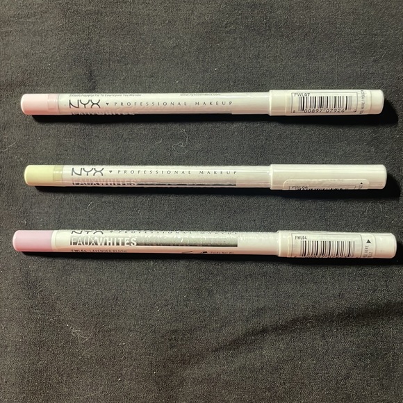 11 NYX Eye Liners - Picture 2 of 2